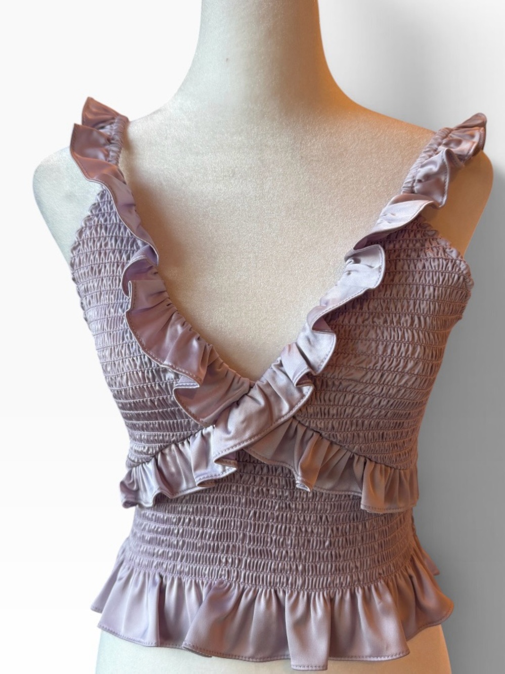 Callipygian Lilac Satin Smocked Top Size M |